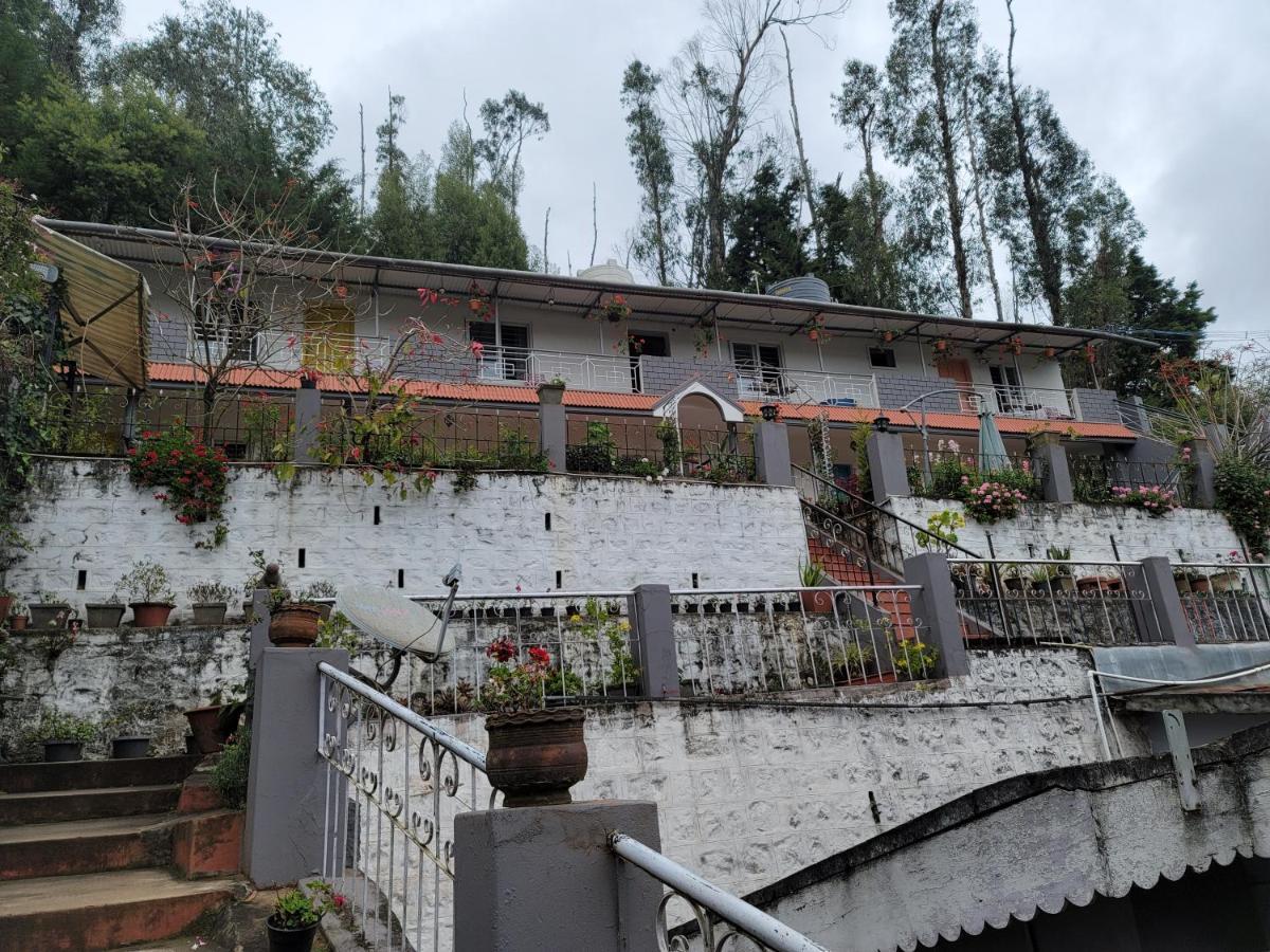 Reflections Guest House Ooty Exterior foto