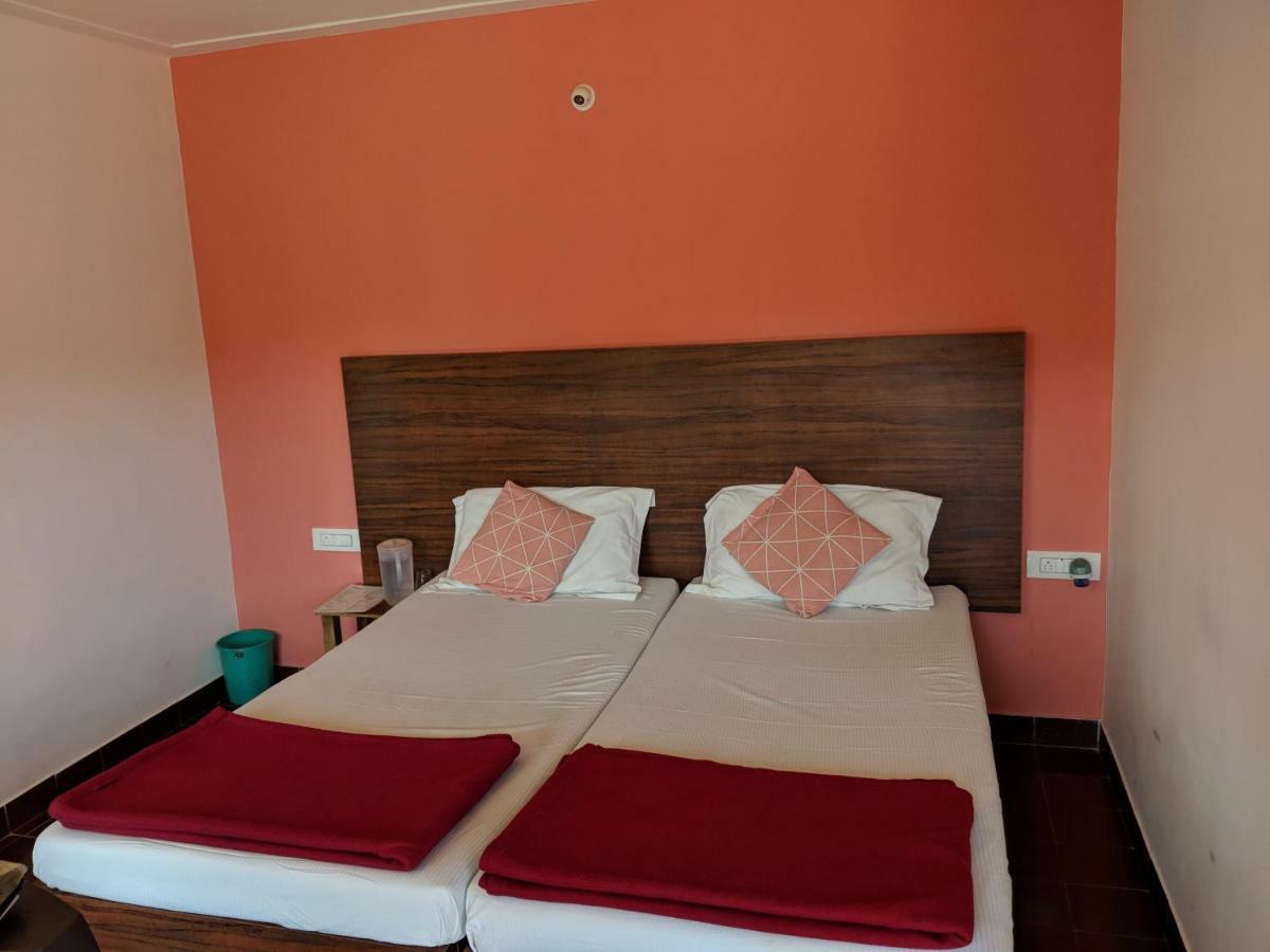 Reflections Guest House Ooty Exterior foto
